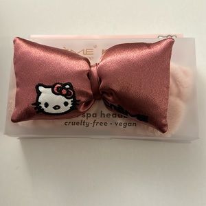 New The Creme Shop Hello Kitty Pink Plush Headband BV14